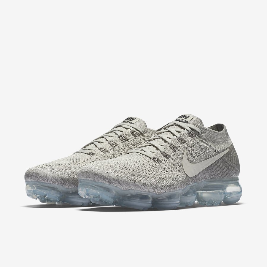 Nike, Air VaporMax,849558-005  全新 VaporMax 现已上架！女款其他配色进行补货！