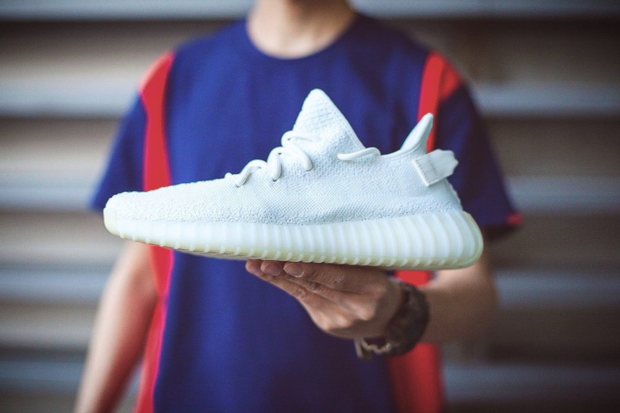 Yeezy 350 Boost V2,Yeezy 350  你们是不是都在等小编把这双鞋穿脏？？？