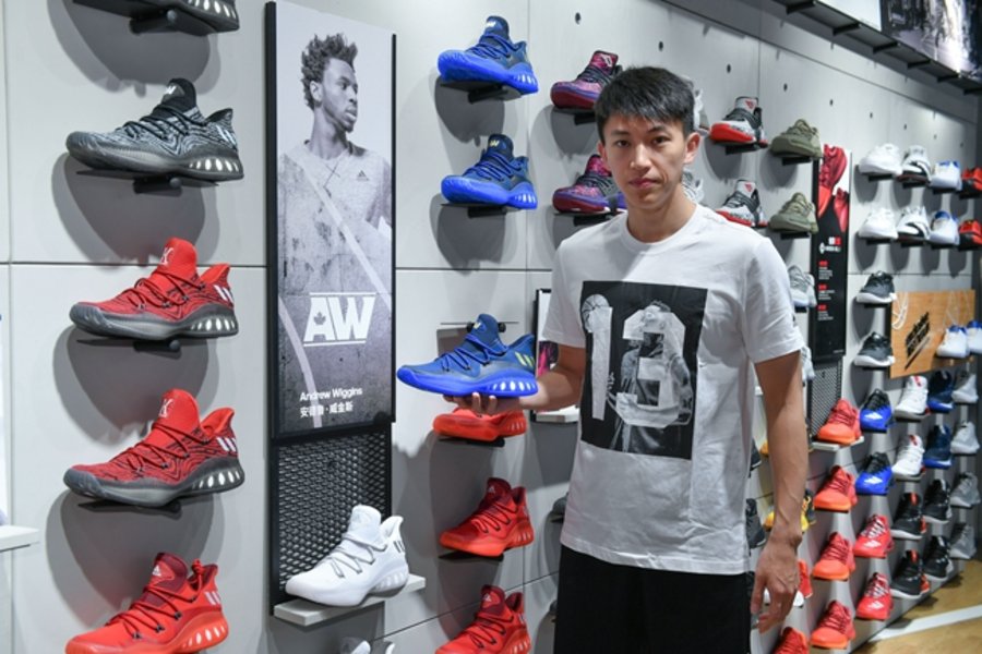 adidas,Crazy Explosive Low  高科技赛场体验！adidas 中国区最大篮球专营店落户成都