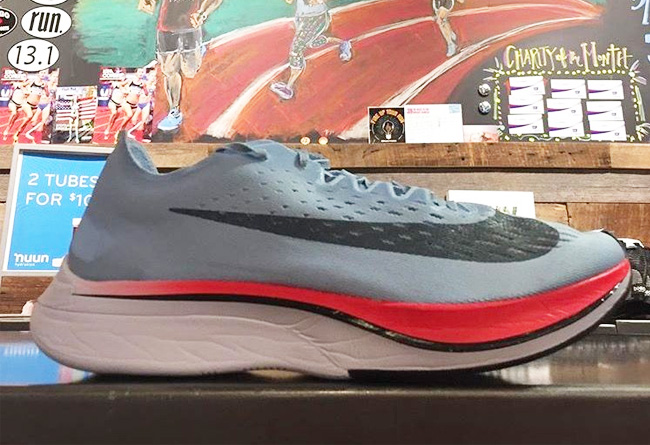 880847-401,ZoomX,VaporFly 4%,N 880847-401 隐藏在 Zoom VaporFly 4% 官方图片中的细节，值得你关注！