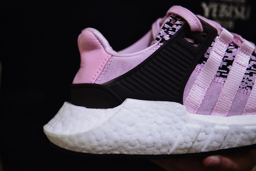 adidas,EQT Support 93/17,BZ058  黑粉配色！EQT BOOST 93/17 “噪音” 实物图释出！