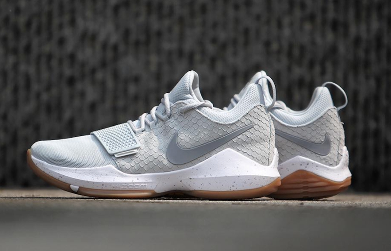 878627-008,Nike,PG1,Pure Plati  极似 2K 配色！酷灰 Nike PG1 “Pure Platinum” 实物释出