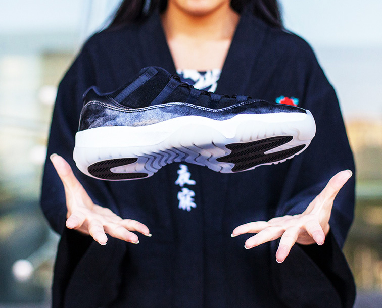 528895-010,AJ11,Air Jordan 11 528895-010AJ11大魔王 大魔王明早 9 点正式上架！不过你现在可以锁定页面了