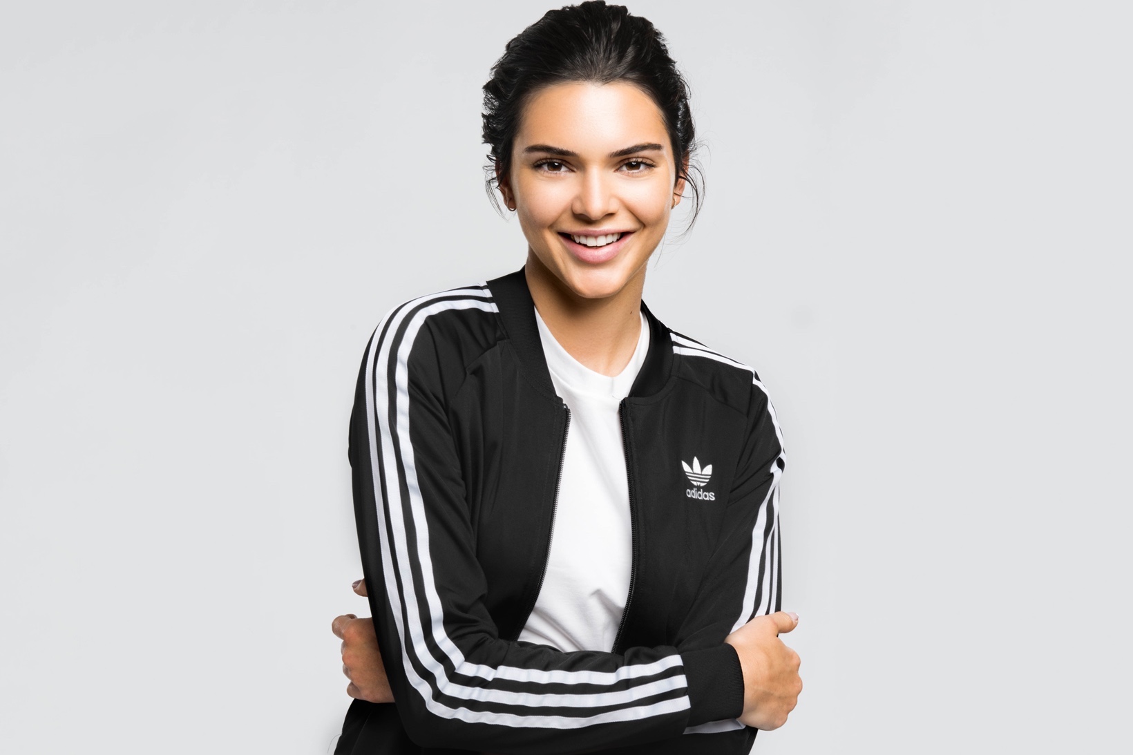 adidas  侃爷的小姨子加入 adidas Originals 家庭！能否带来名模效应！