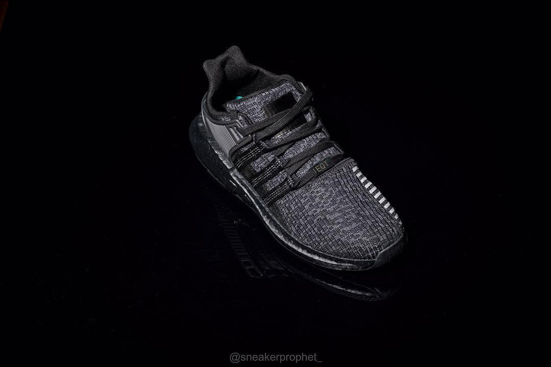 EQT 93/17 Boost,EQT,adidas  黑武士配色 EQT 93/17 Boost “Triple Black” 首次曝光！