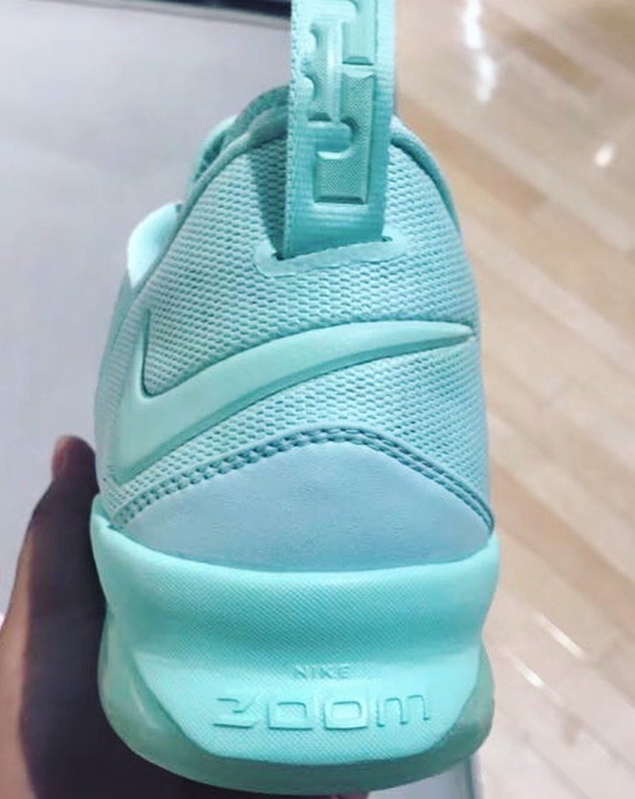 Nike,LeBron 14 Low  詹姆斯的小清新！LeBron 14 Low 两款全新配色曝光！