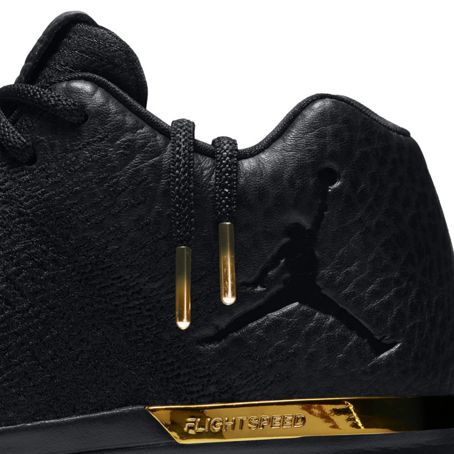 Air Jordan 31 Low,AJ31,897564-  今早 9 点上架！酷似联名的黑金 Air Jordan 31 Low 即将发售