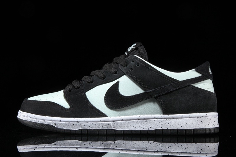 Nike,SB Dunk Low Pro,Barely Gr  Diamond 再现？Nike SB Dunk “Barely Green” 现已登场