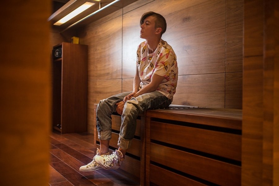Nike,adidas,Converse,CLOT,MMJ,  六叔捧阿迪，冠希爱耐克，可他们为何都对 TA 情有独钟？