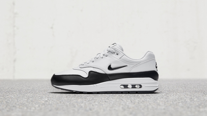 Jewel,Air Max 1,Nike  两款 Nike Air Max 1 “Jewel” 本周登场，你更钟意哪双？