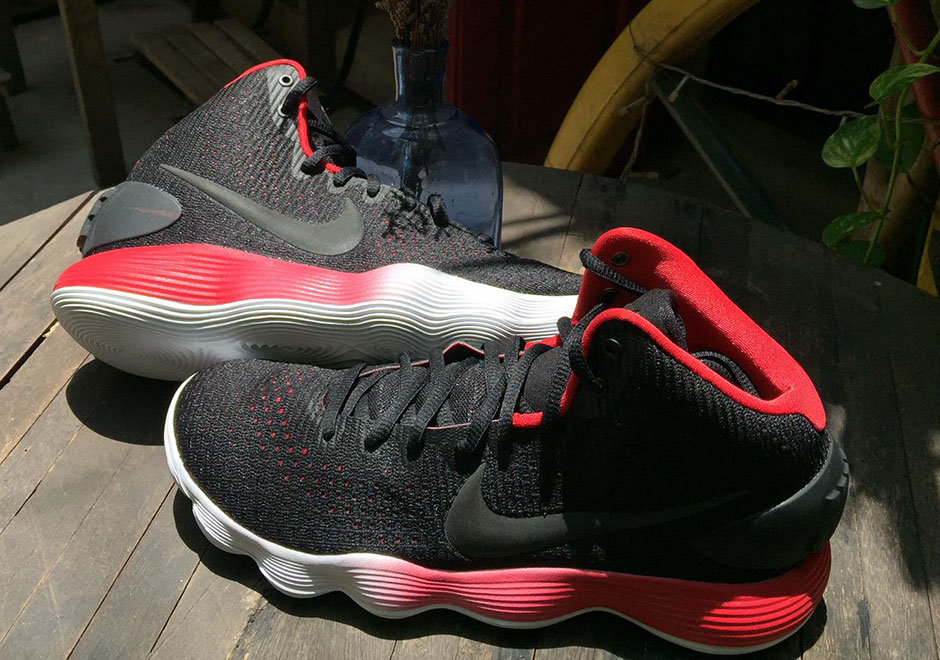 Nike,Hyperdunk 2017  渐变配色！工程网面 Hyperdunk 2017 实物近赏