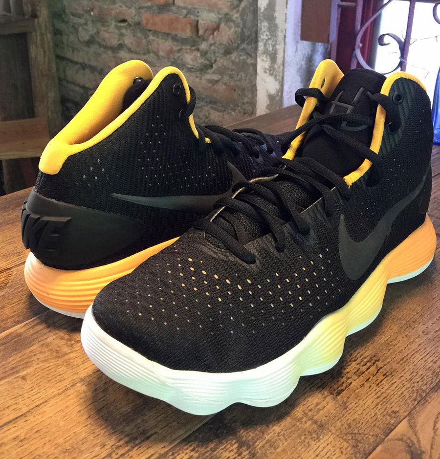 Nike,Hyperdunk 2017  渐变配色！工程网面 Hyperdunk 2017 实物近赏