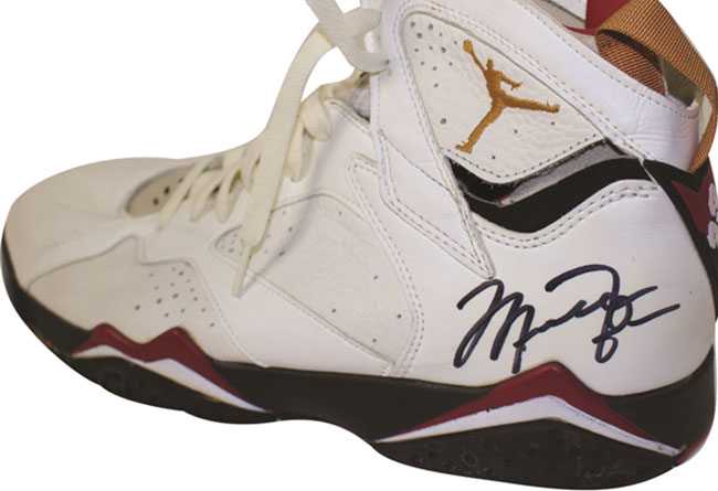 AJ7,Air Jordan 7  乔帮主 25 年前亲着！Air Jordan 7 “Cardinal” 开始拍卖
