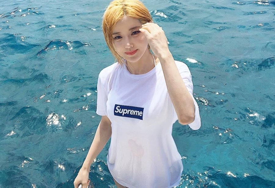 DJ Soda,球鞋上脚,球鞋美图  秒变棒球女神？来看看 DJ Soda 最近都上脚了哪些球鞋