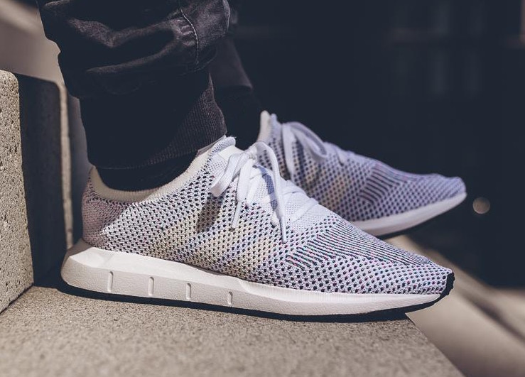 adidas,adidas Originals Swift  经典黑白！两款 adidas Originals Swift Run 下周发售