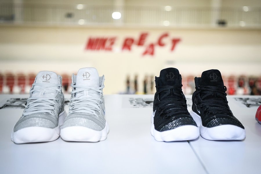 HD2017,诞,生于,2008,年的,Hyperdunk,  实物测评 | 关于 Nike Hyperdunk 2017 你需要了解的五件事