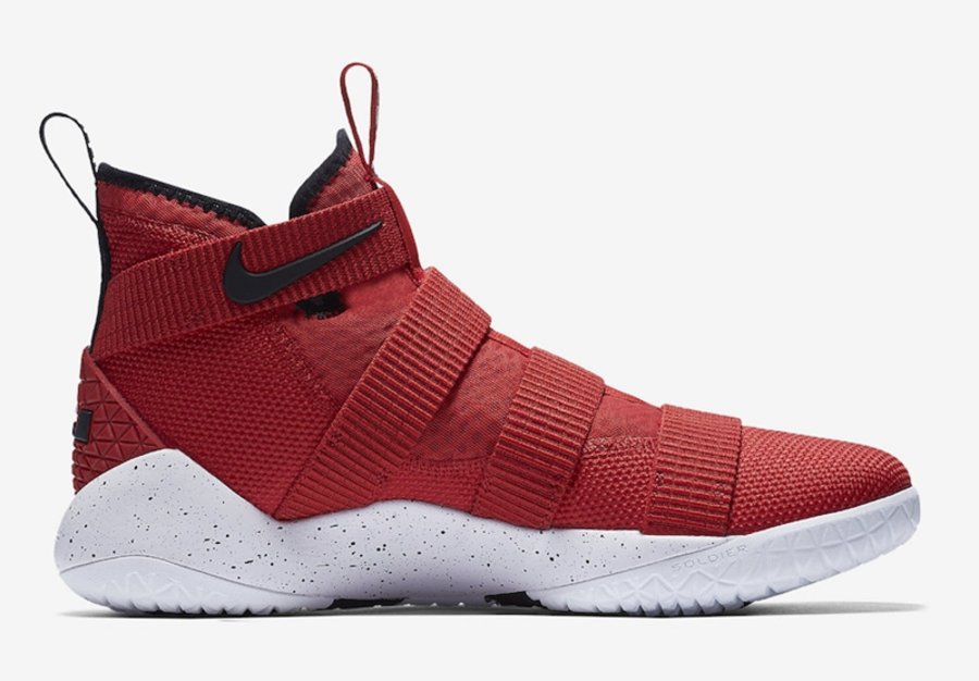 Nike,LeBron Soldier 11,897644-  鲜红装扮！LeBron Soldier 11 “University Red” 即将发售
