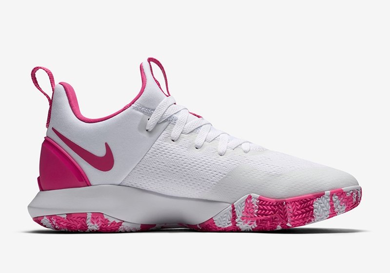 Nike,Zoom Shift,Kay Yow,897654  这可能是最容易入手的 Kay Yow 抗乳腺癌配色！
