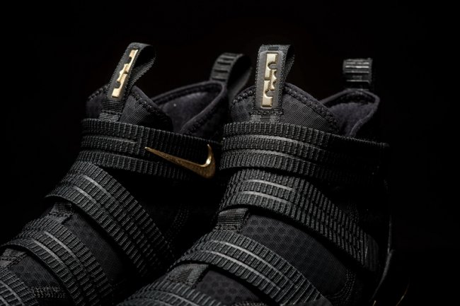 Nike,LeBron Soldier 11,897647-  酷似总决赛 PE！勒布朗 Soldier 11 黑金现已登陆中国区