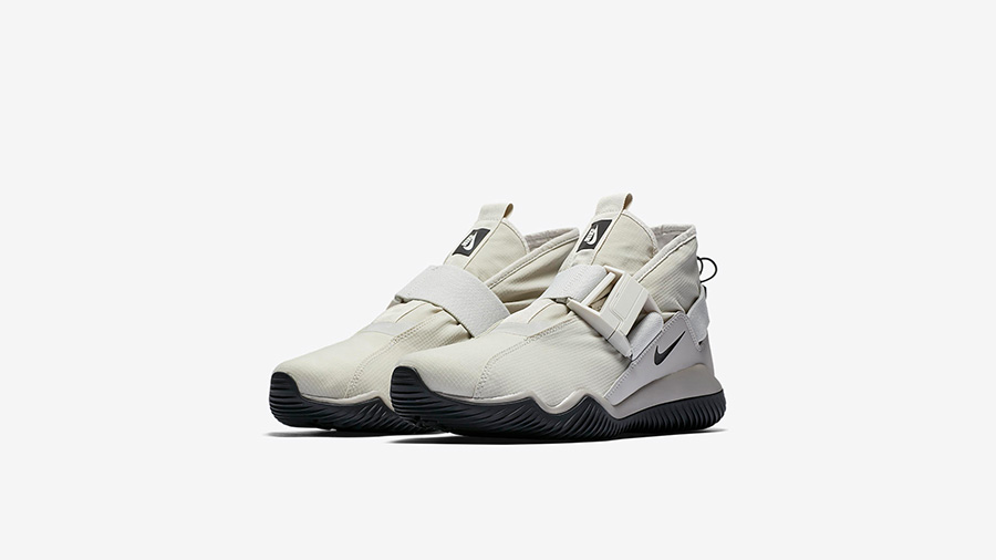 921664-002,Komyuter,Nike 921664-002 终于等来纯白配色了！Nike KMTR PRM “Light Bone” 下周发售