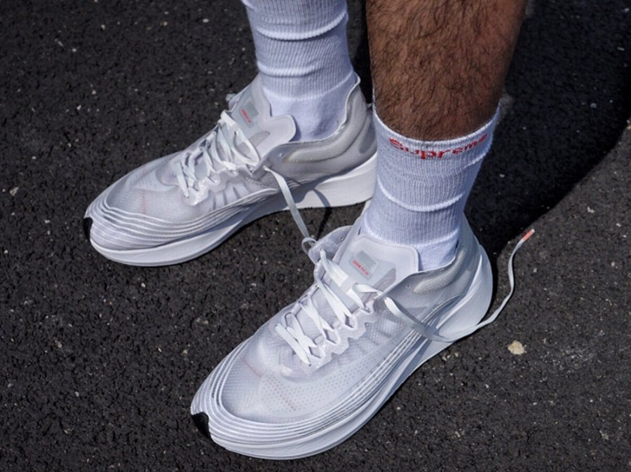 Nike,Zoom Fly SP,Triple White  超薄半透明鞋面！Nike Zoom Fly SP 全白配色实物曝光