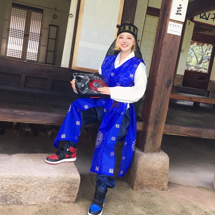 Air Jordan 1,AJ1,DJ SODA,Nike  黑红黑蓝 AJ1 鸳鸯！DJ SODA 最近上脚的球鞋有点狠！