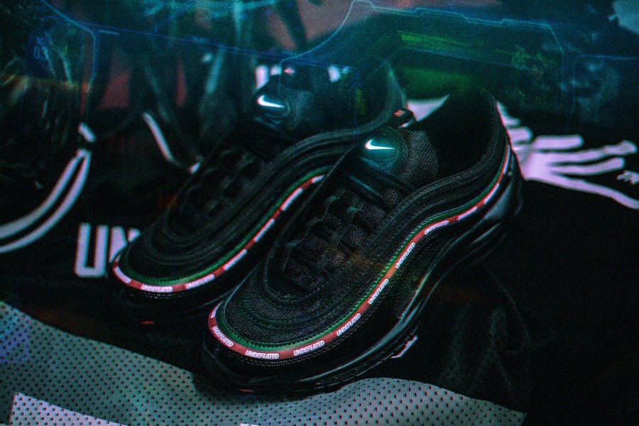 Nike,UNDEFEATED,Air Max 97,DEA  DEAL 与 400ML 合作演绎虚拟现实版 UNDFTD x Air Max 97