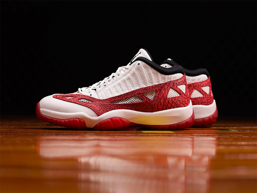 919712-101,AJ11,Air Jordan 11, 919712-101AJ11 公牛气质！这双 Air Jordan 11 Low IE 同样是 MJ 亲着款！