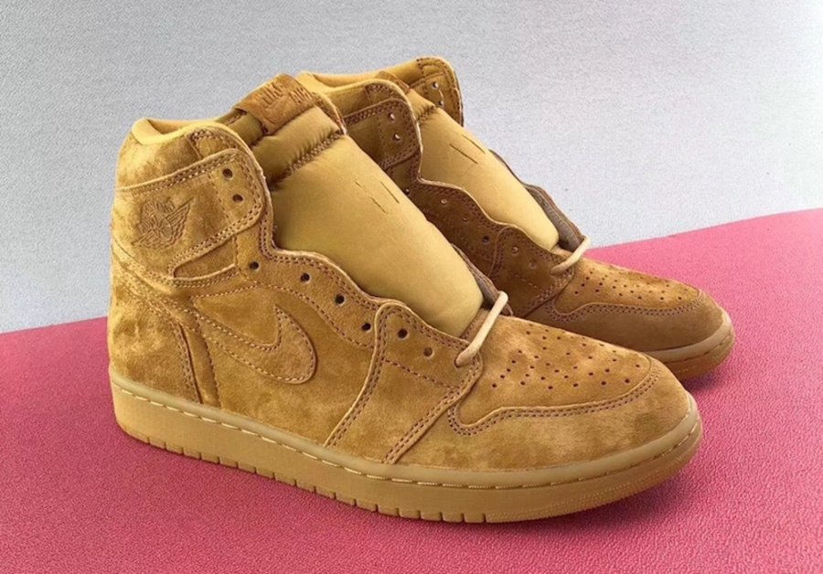 Air Jordan 1,555088-710,Wheat,  “大黄靴” 既视感！小麦装扮 Air Jordan 1 实物细节曝光