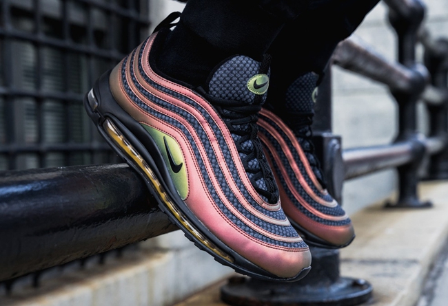 Nike,Air Max 97,Air Zoom Gener  几乎全被 Nike 承包的九月，哪些球鞋的价格涨得最狠？