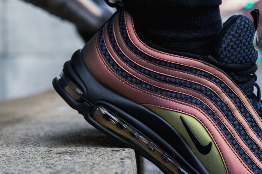 Nike,Air Max 97,Air Zoom Gener  几乎全被 Nike 承包的九月，哪些球鞋的价格涨得最狠？