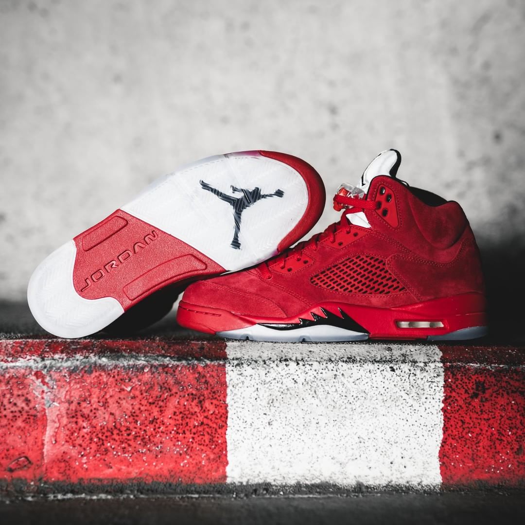 Nike,adidas,Air Jordan  今年发售的 17 双超性价比球鞋！现在入手还来得及！