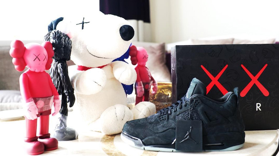930155-001,AJ4,Air Jordan 4 930155-001AJ4 传言明年会市售！黑色版 KAWS x Air Jordan 4 提前预览
