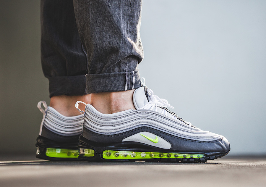 Nike,Air Max 97,Neon,921733-00  情侣搭配好选择！Air Max 97 “Neon” 带回经典配色主题