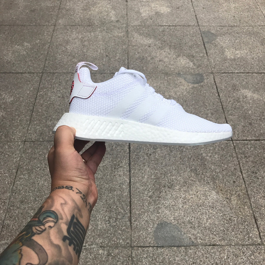adidas,NMD R2  限量 600 双！这双中国风 NMD R2 为中国新年设计！