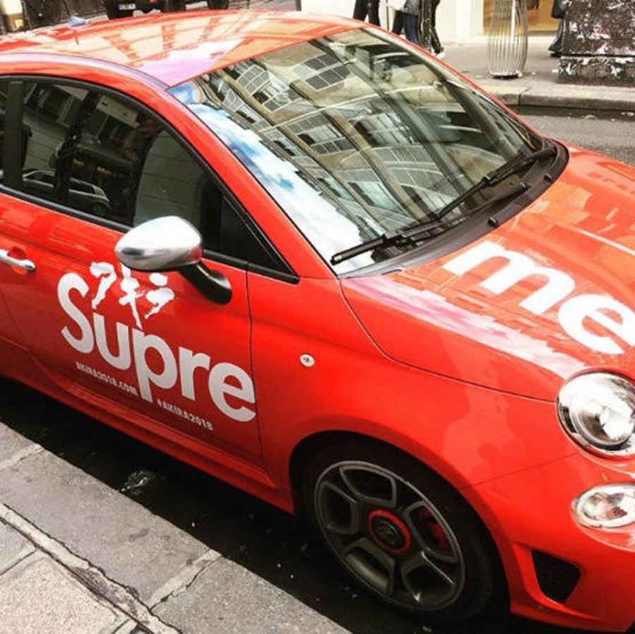 Supreme,Fiat 500,AKIRA,Charles  史上最庞大的周边！印有 Supreme 字样的汽车现身巴黎