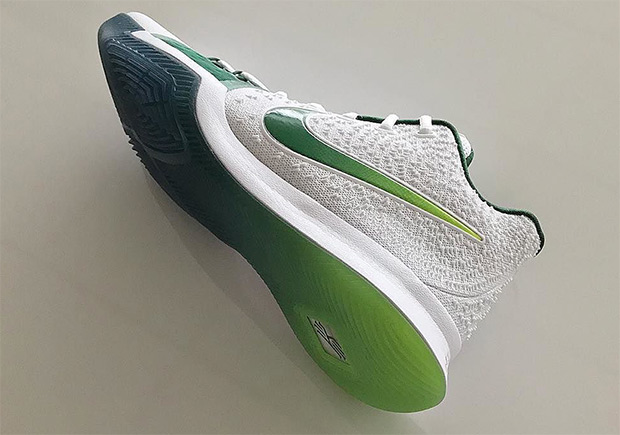 Nike,Kyrie 3  渐变色元素！凯尔特人 Kyrie 3 实物曝光！