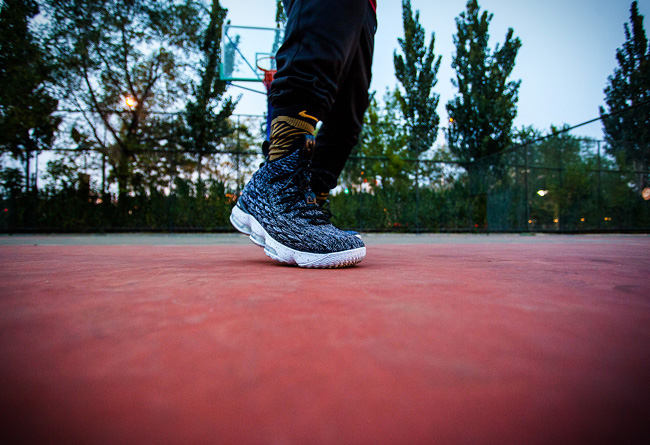 Nike  集颜值和性能于一身！这可能是本月最值得期待的球鞋！