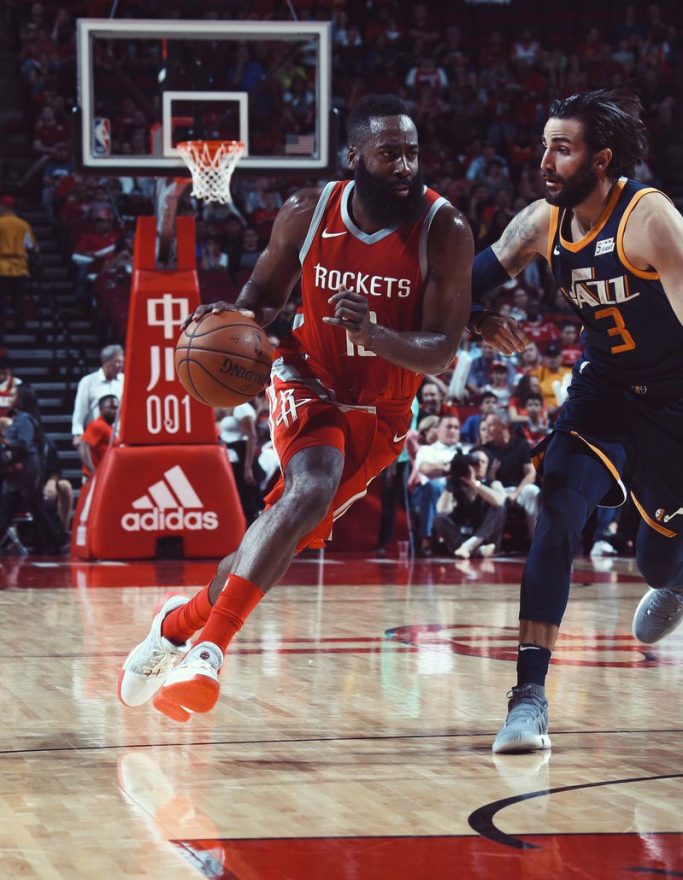 adidas, Harden Vol. 1  穿它砍下 56 分！哈登战靴 Harden Vol. 1 PE 细节欣赏