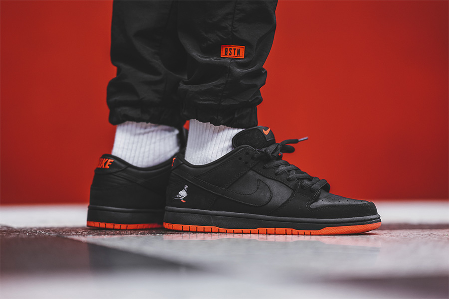 883232-008,Dunk SB 883232-008 人气火爆！黑鸽子 Nike Dunk SB Low “Pigeon” 上脚美图