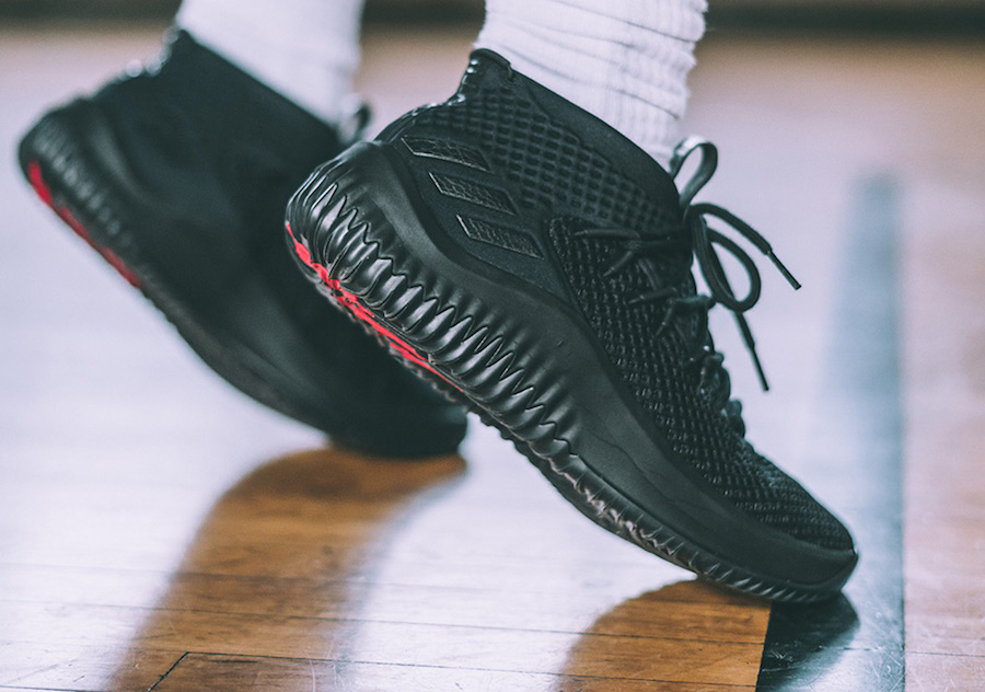 adidas,Dame 4,BW1518  暗夜杀手！纯黑配色 Dame 4 现已上架！