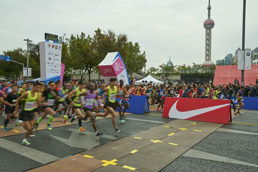 Nike,Running  以快之名！见证 3.8 万跑者突破挑战！