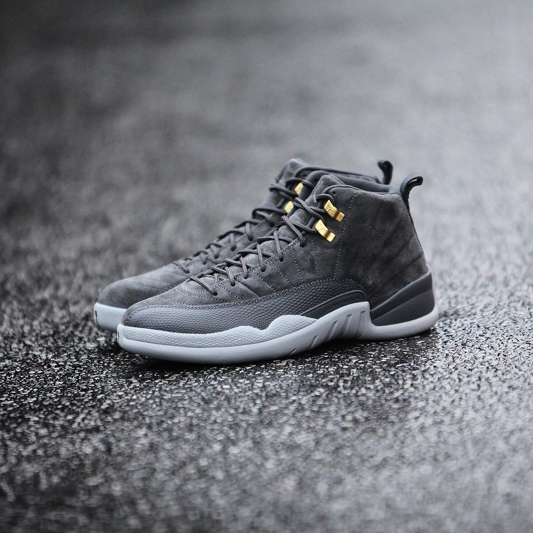 130690-005,Air Jordan 12,AJ12,  本周登场！灰麂皮金扣 Air Jordan 12 实物细节近赏