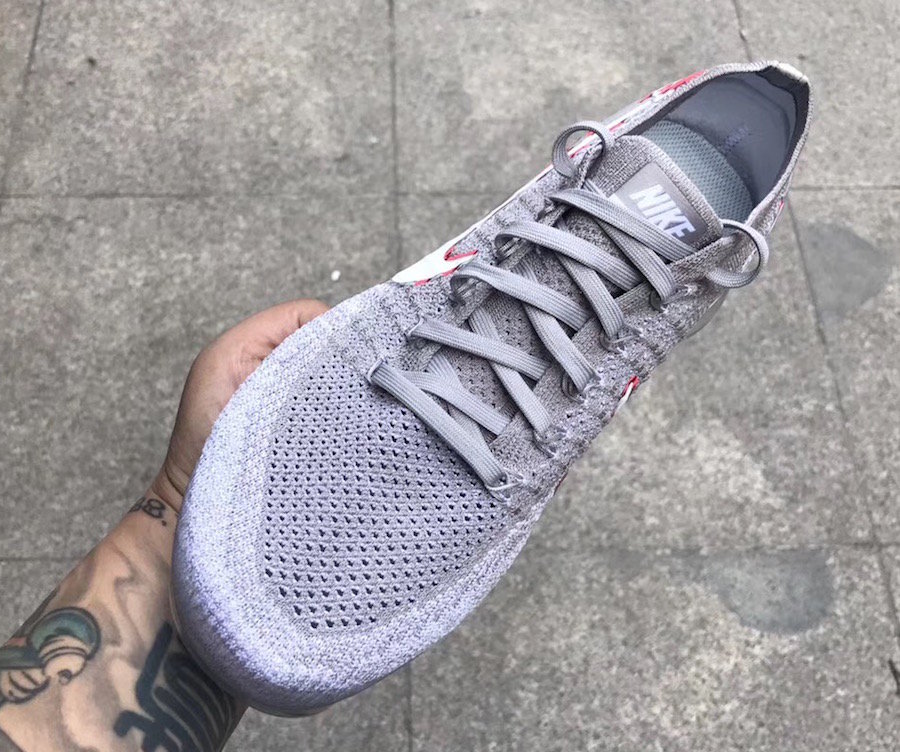 Air VaporMax,Nike,Digital Camo  粉色数码迷彩！这款 Air VaporMax 新配色你给打几分？