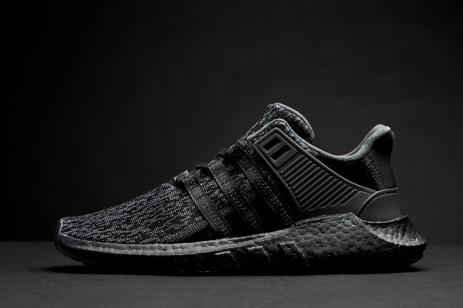 EQT 93/17,EQT,adidas Orignals  三双黑武士本月发售！adidas Originals 带来全黑装扮的精品套装