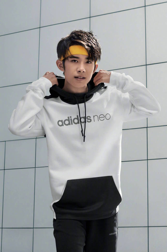 adidas,adidas neo  超人气偶像！易烊千玺成为 adidas neo 又一国内代言人
