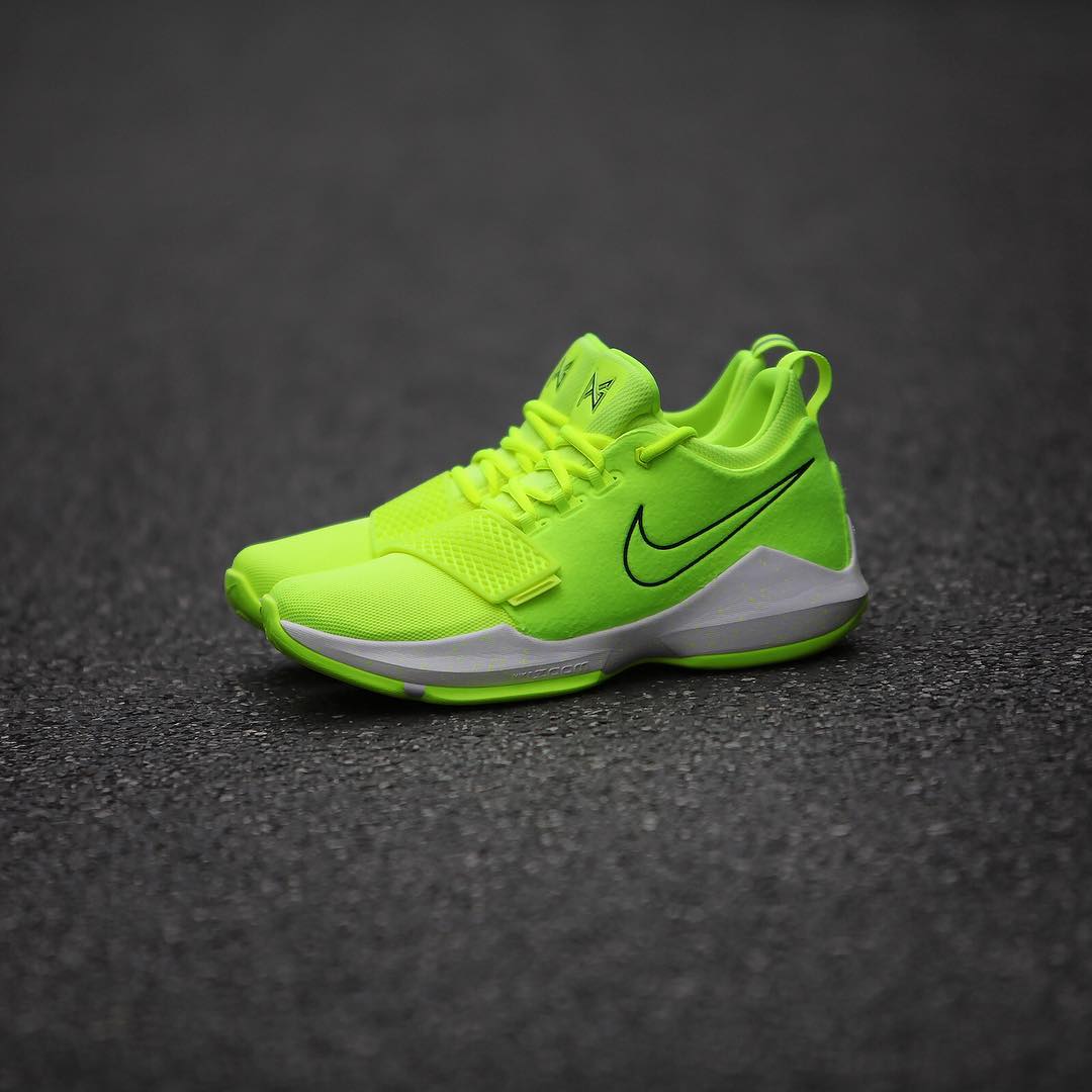 Nike,PG 1  荧光色系！骚气配色 Nike PG 1 本周发售！