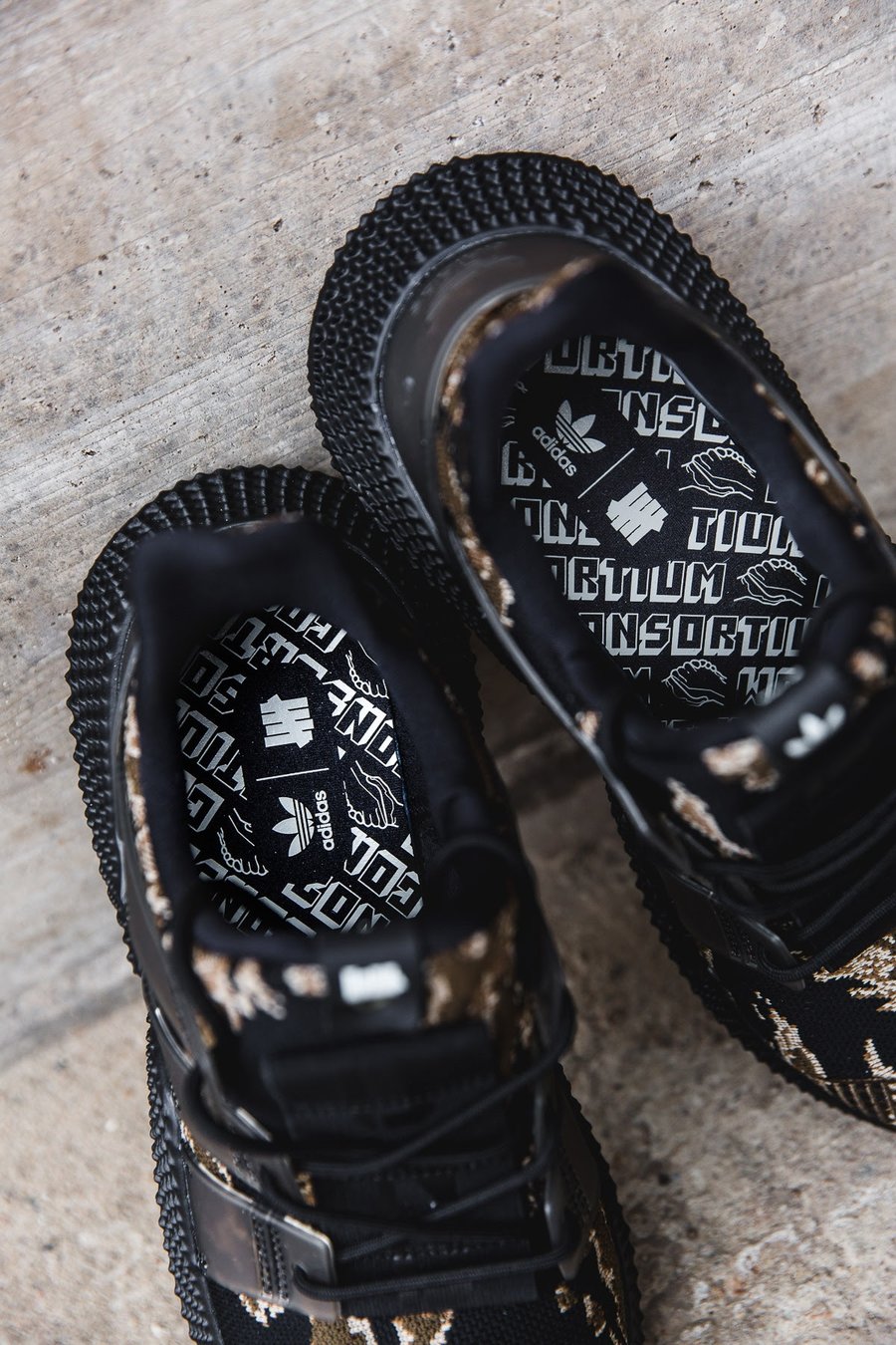 adidas,adidas Originals,AC8198  鲜明虎纹迷彩！UNDFTD x adidas Prophere 本周降临