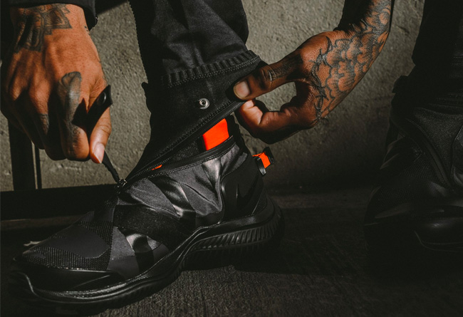 Gaiter Boot,AA0530-001  独特的环绕拉链，NikeLab ACG Gaiter Boot 现已发售