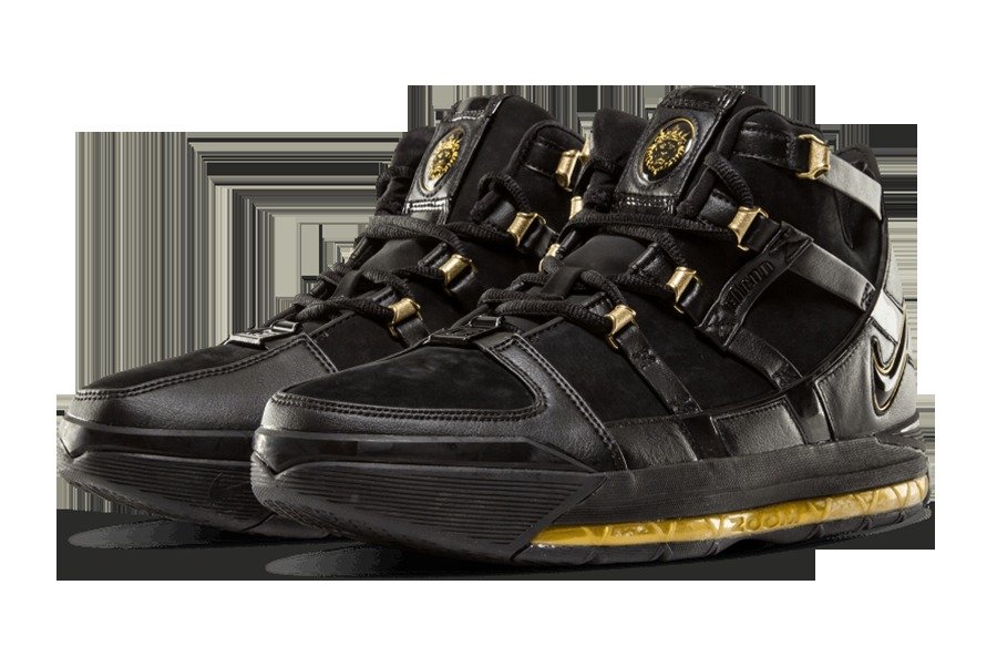 Nike,Zoom LeBron 3  又一双詹姆斯正代复刻！黑金配色 Zoom LeBron 3 明年回归